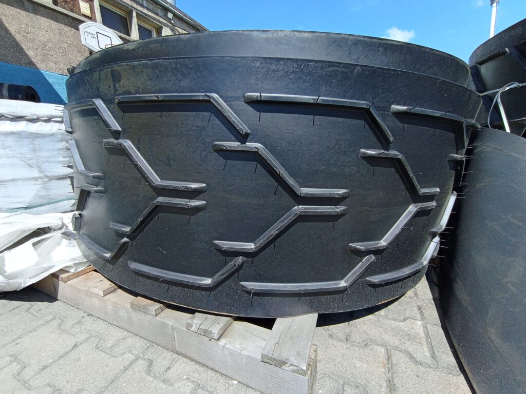 taśma do Wirtgen W100 CBA, W60, W1000C, W50, W500 do maszyn drogowych Ремені для дорожньої техніки Стрічки Wirtgen W100 W60 W1000C W50 W500