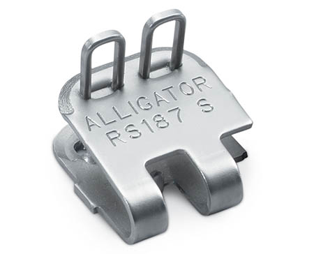 Alligator conveyor belt fastener